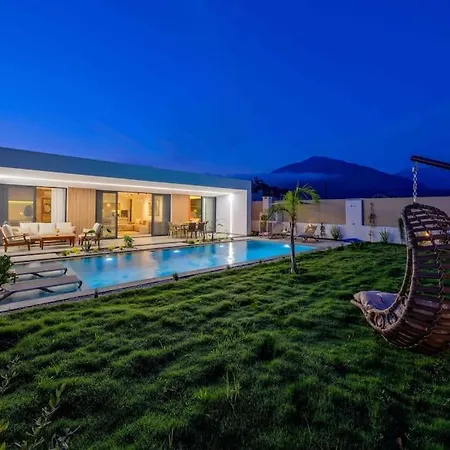 The Bliss House * フェティエ